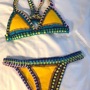 KINNI.   Authentic.  BIKINI   Top & Bottom beautiful !   Yellow   Gr8 cond